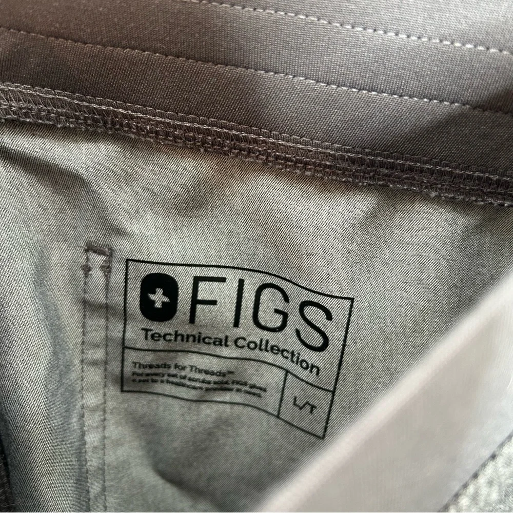 Figs mens gray pull on technical pants